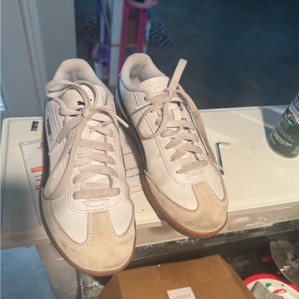 Puma White and Tan Sneakers